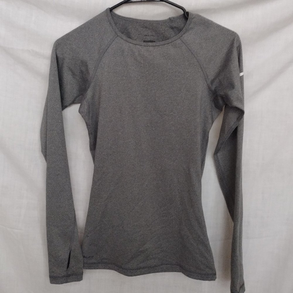 Grey Nike Pro Long sleeve shirt